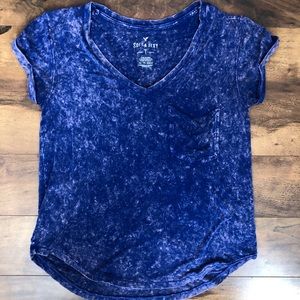 American Eagle V-neck top